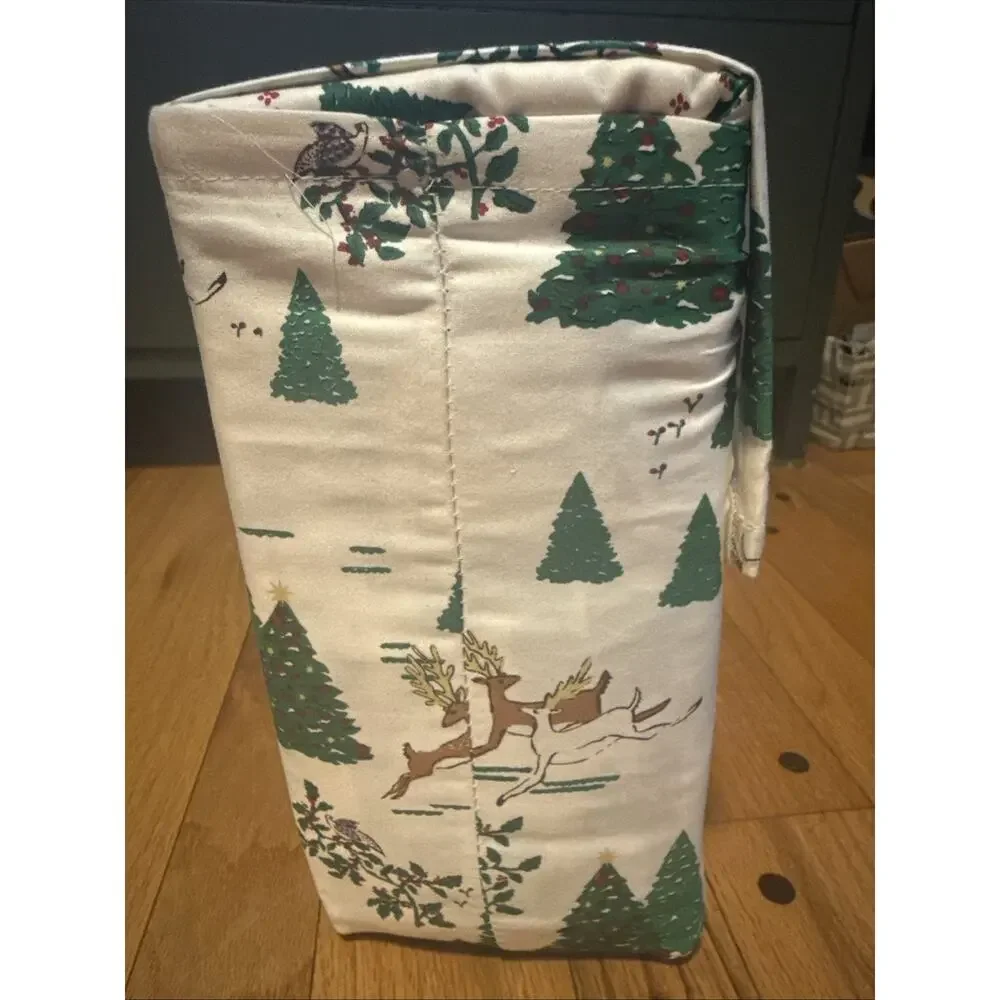 Threshold set cabin nwt
